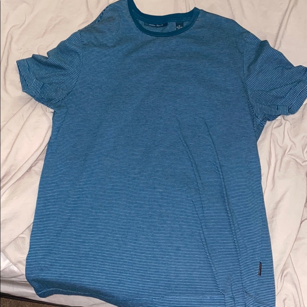 Perry Ellis Crew neck Tee